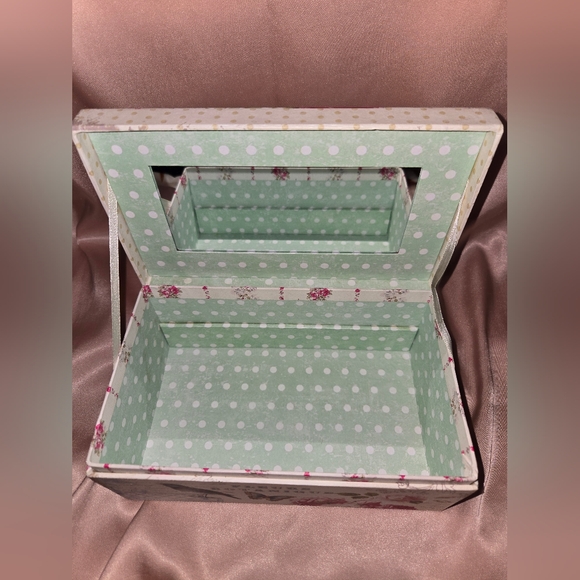 Paula Scaletta Floral Jewelry Box with Mirror - Picture 8 of 9